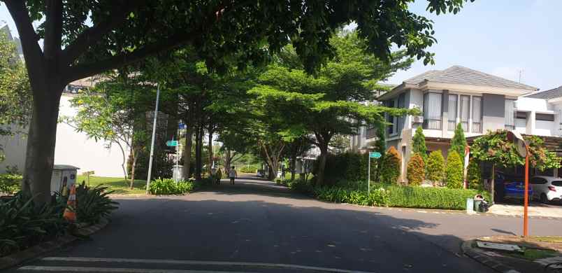 rumah jl raya ciracas