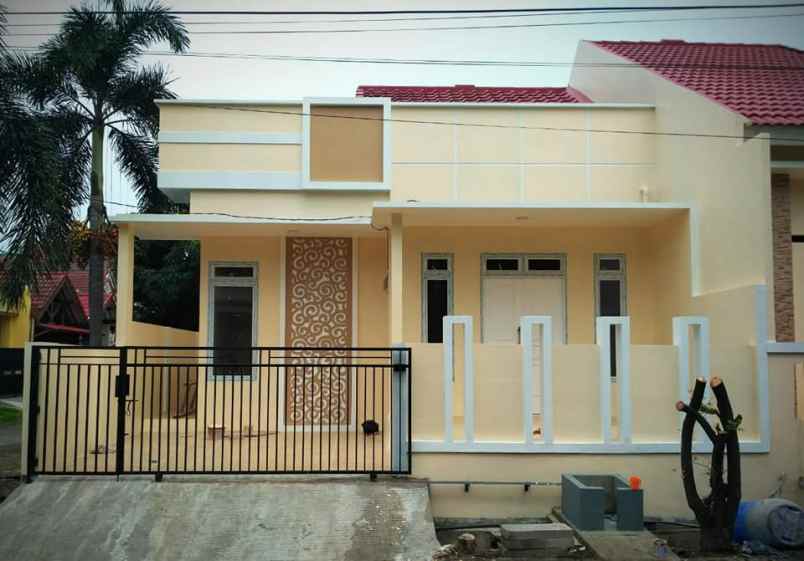 rumah jl raya taman harapan