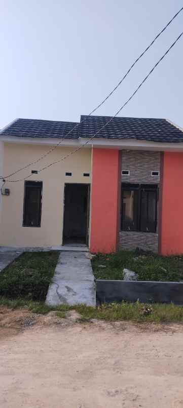 rumah jl raya turi sriamur