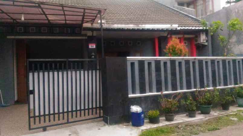 rumah jln nusa indah gg arjuno