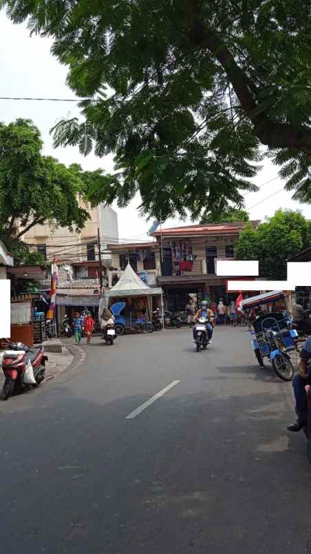 rumah kebon kosong raya kemayoran