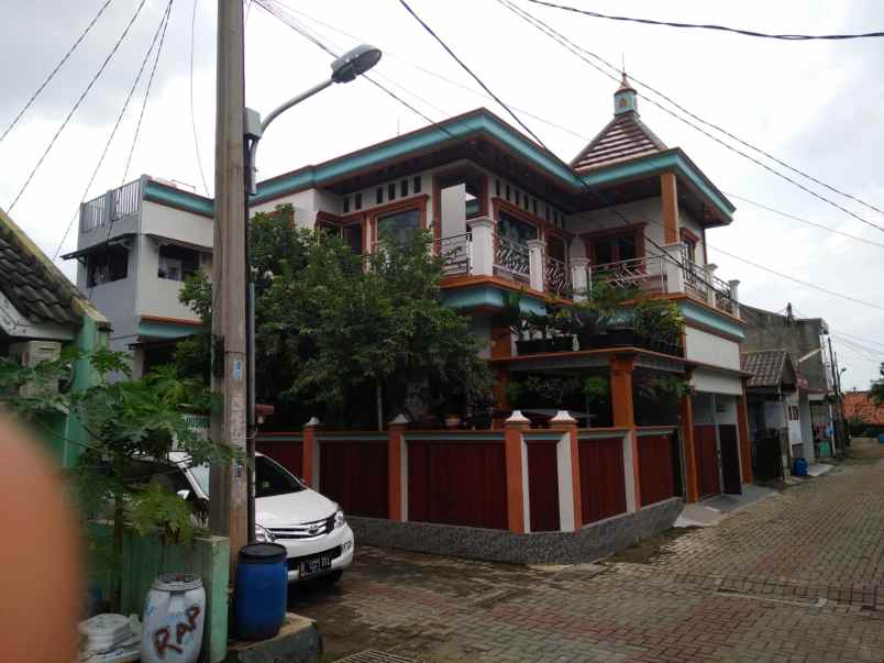 rumah kelapa dua cimanggis depok