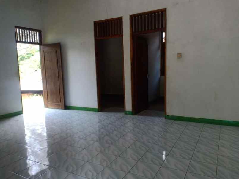 rumah kerjo karanganyar