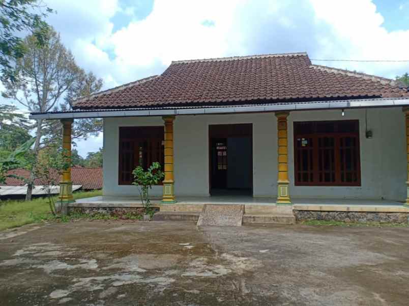 rumah kerjo karanganyar