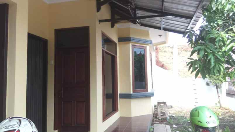 rumah komplek jalan pesantren cimahi dekat pemkot