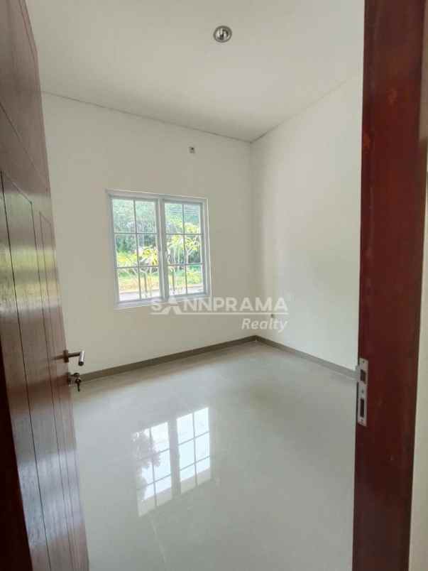 rumah luas di permata cimanggis depok linsar