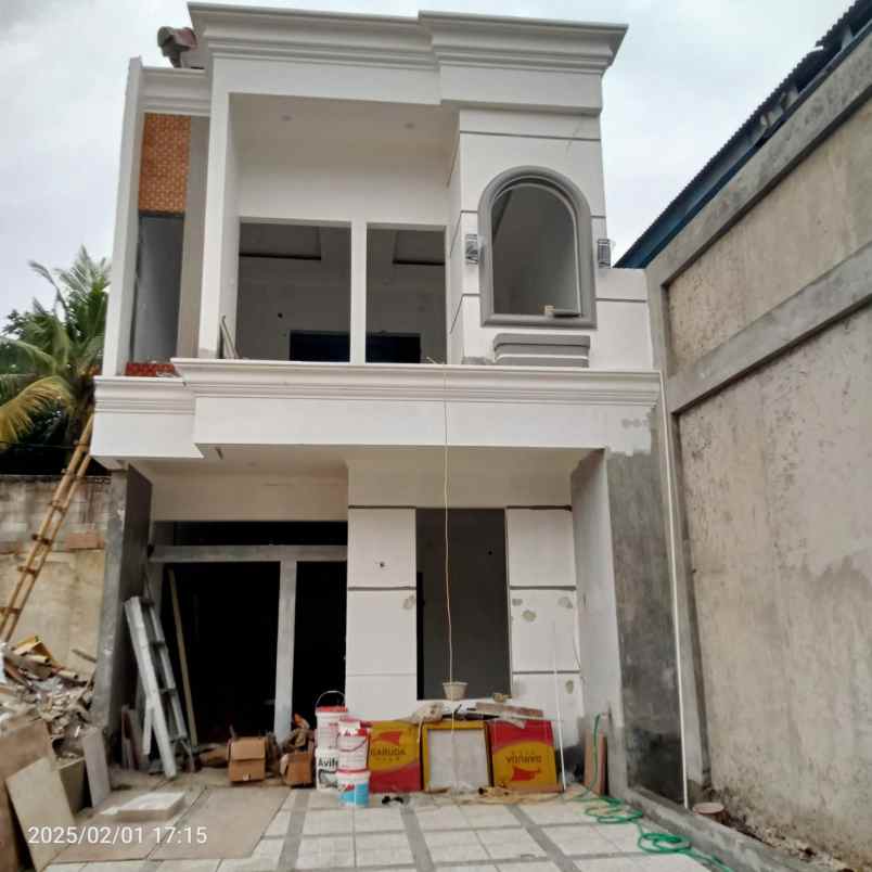 rumah mewah 2 lantai cukup bayar 3 juta al in