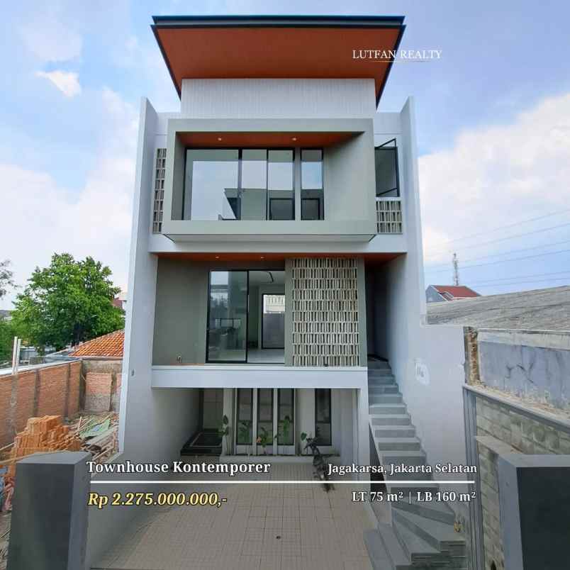 rumah modern kontemporer jagakarsa