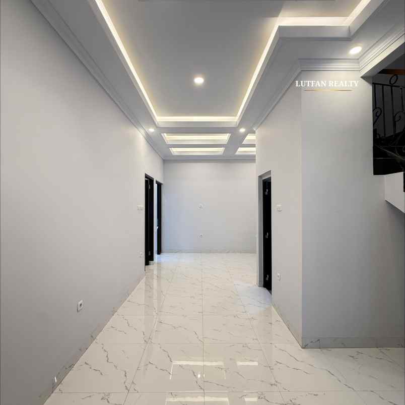 rumah modren minimalia jagakarsa