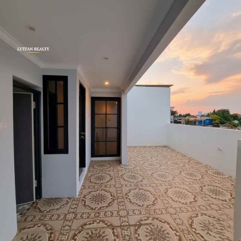 rumah modren minimalia jagakarsa