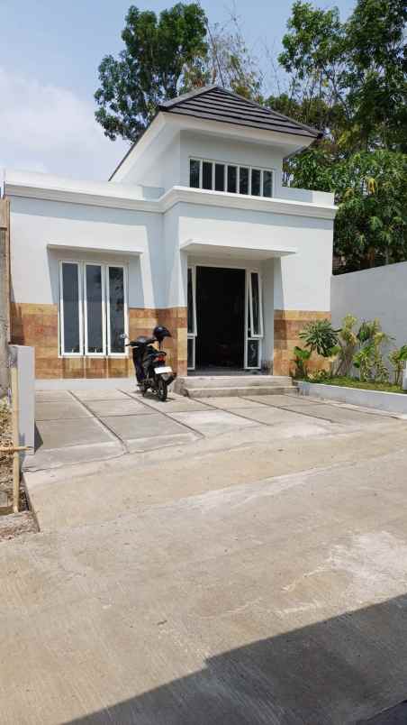 rumah murah 400 jutaan di jl wates km 9