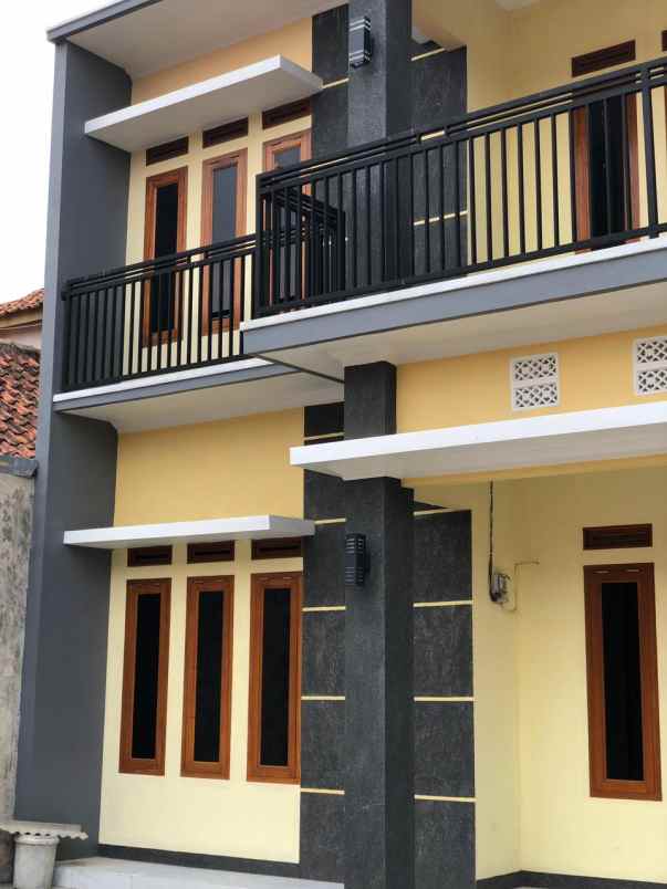 rumah murah ngamprah bandung barat dua lantai