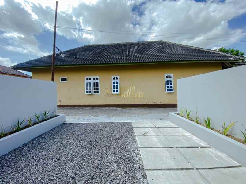 rumah murah tanah luas di barat candi prambanan sleman