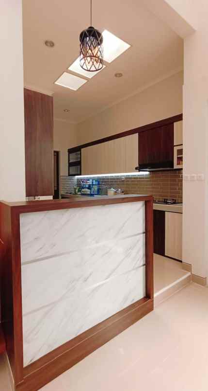 rumah nyaman tengah kota di rejomulyo semarang