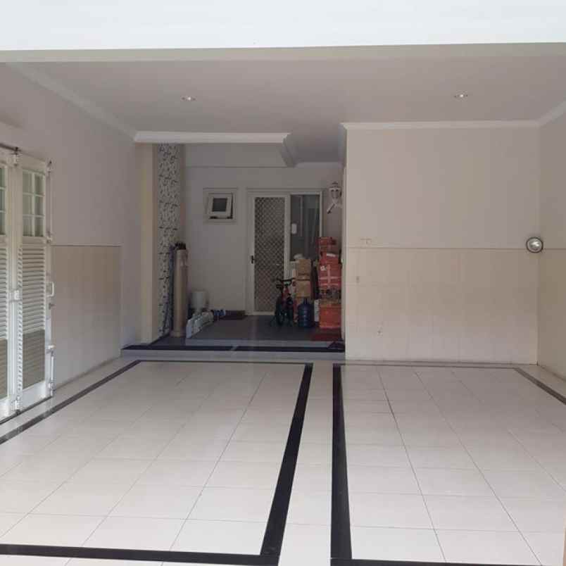 rumah puri galaxy lt450m2 surabaya timur semi furnish