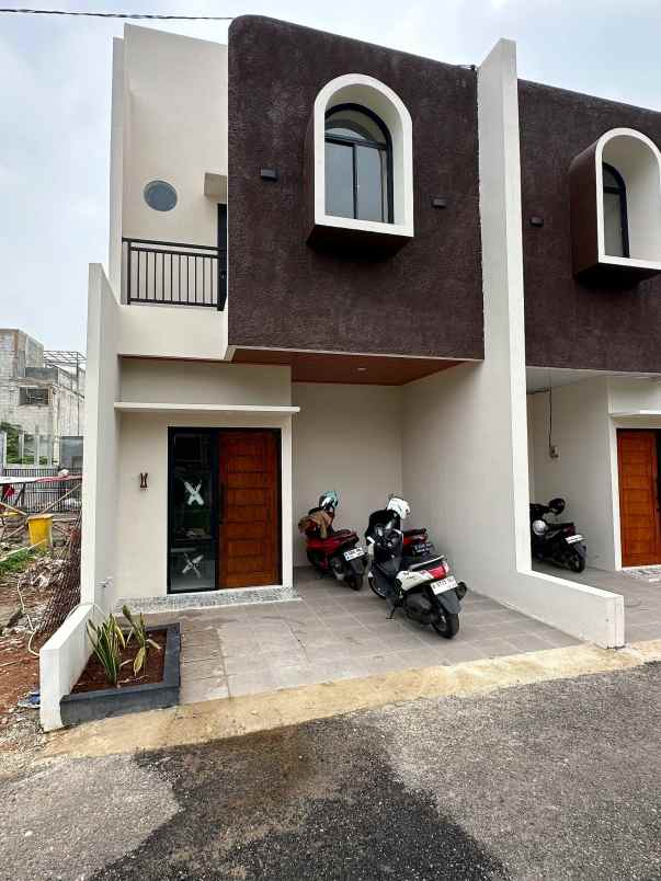 rumah readystok di lubang buaya cipayung jakarta timur