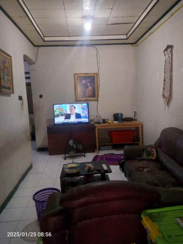rumah second 2 lantai di perum depok utara beji depok