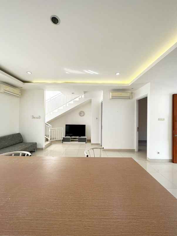 rumah second bonus furniture di jatiasih bekasi