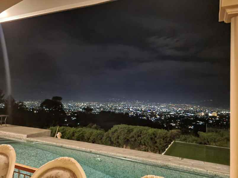 rumah villa lembang view keren