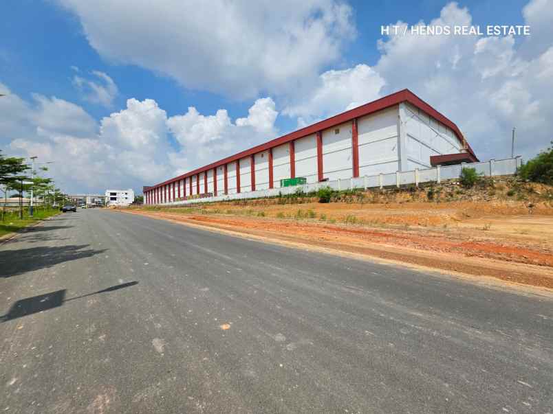 segera dibangun gudang industri batam center