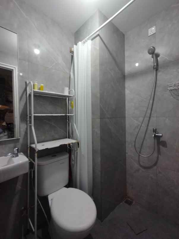 studio healing at apartemen sayana harapan indah