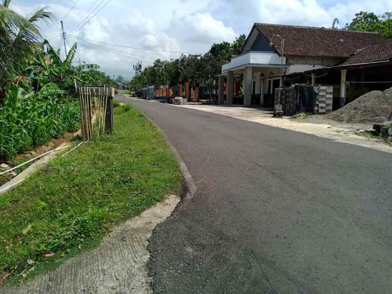 tanah kerjo karanganyar