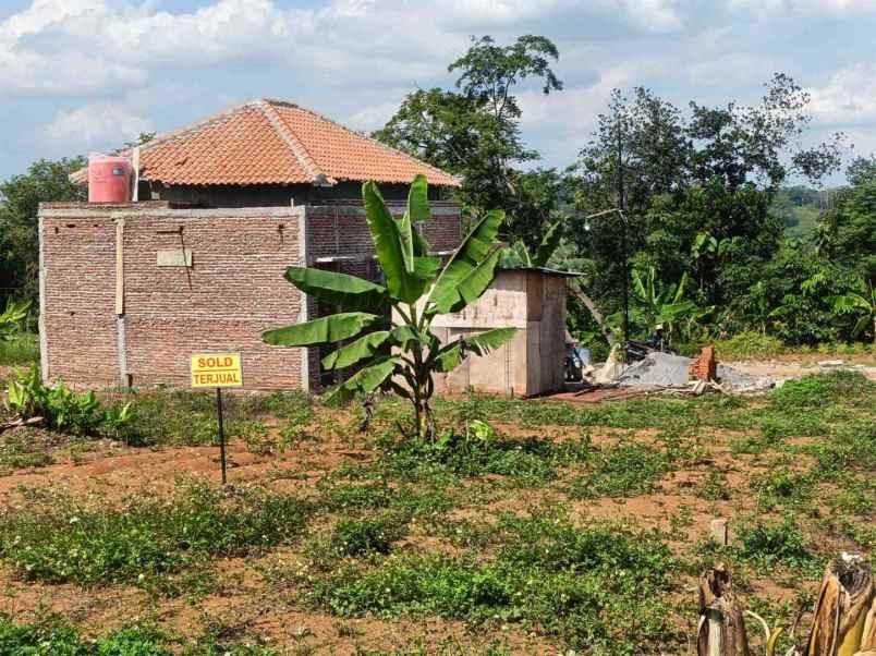 tanah shm ready dekat bca bsb di semarang