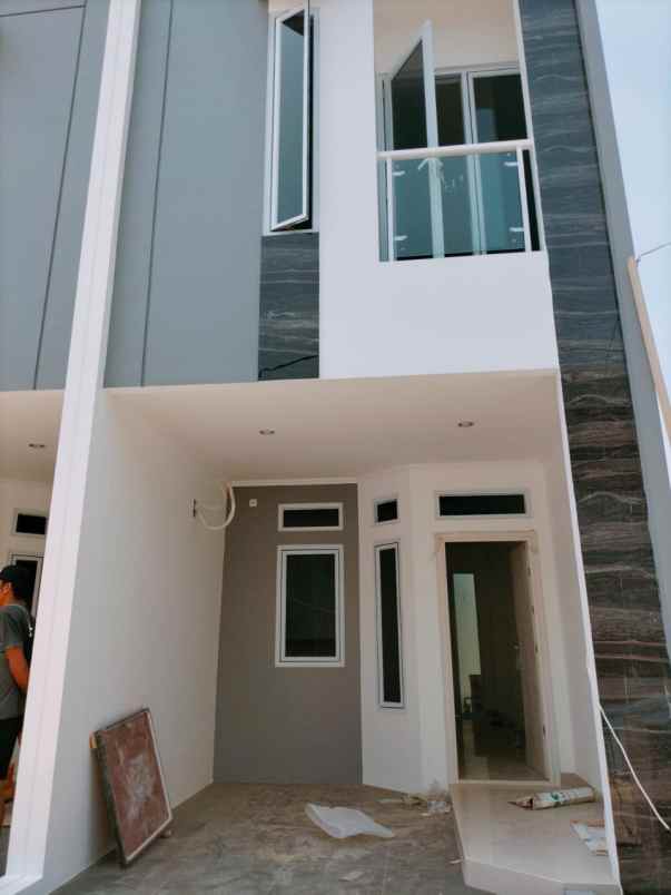 townhouse minimalis modern pulo gadung jakarta timur