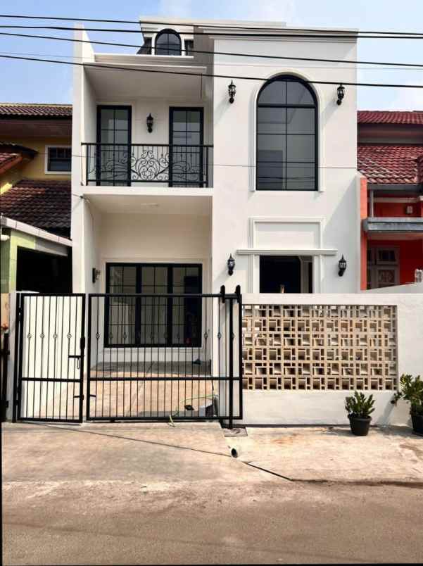 brand new house 2 lantai di griya loka bsd tangsel