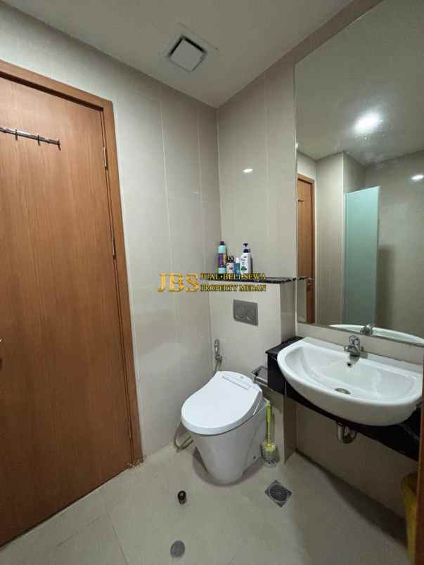 dijual apartemen apartemen the reiz condo