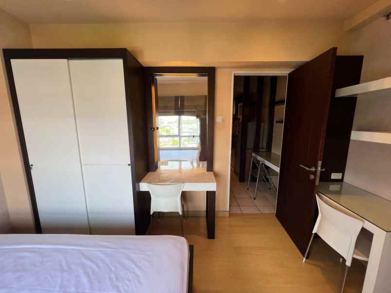 dijual apartemen metropolis apartment