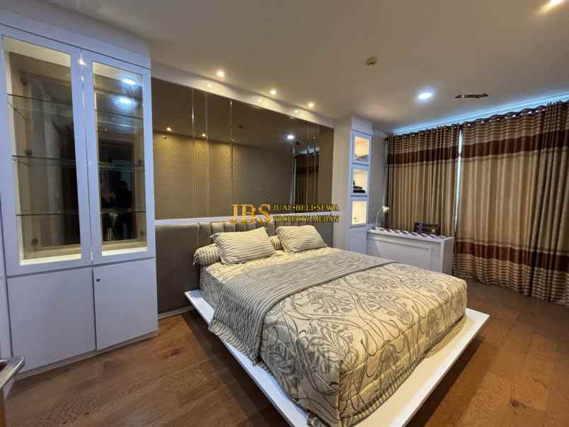 dijual apartemen the reiz condo jalan