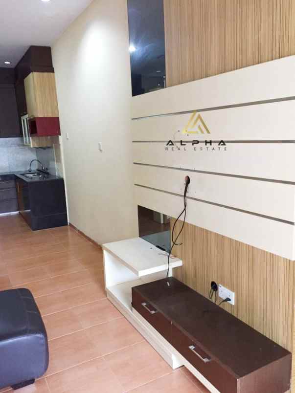 dijual cepat rumah di kezia residence baloi