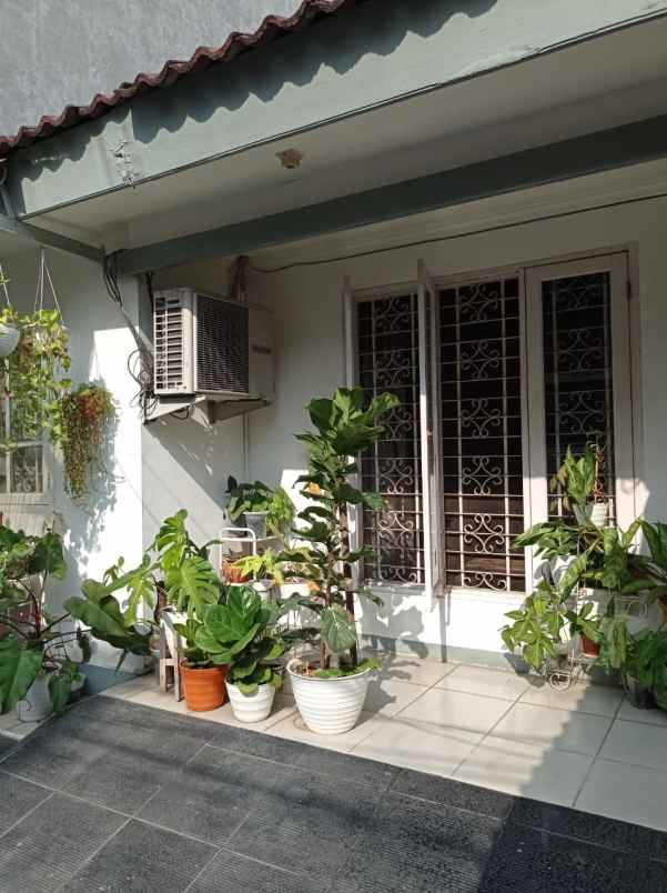 dijual cepat rumah hook di bcs kelapa gading bisa nego