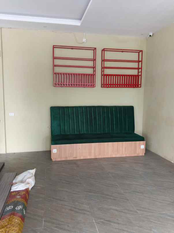 dijual hotel jalan pulau morotai