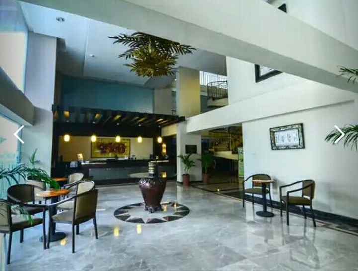 dijual hotel losari roxy 50 dari njop bintang 3