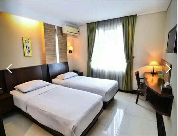 dijual hotel losari roxy 50 dari njop bintang 3