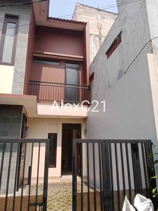 dijual kost cengkareng