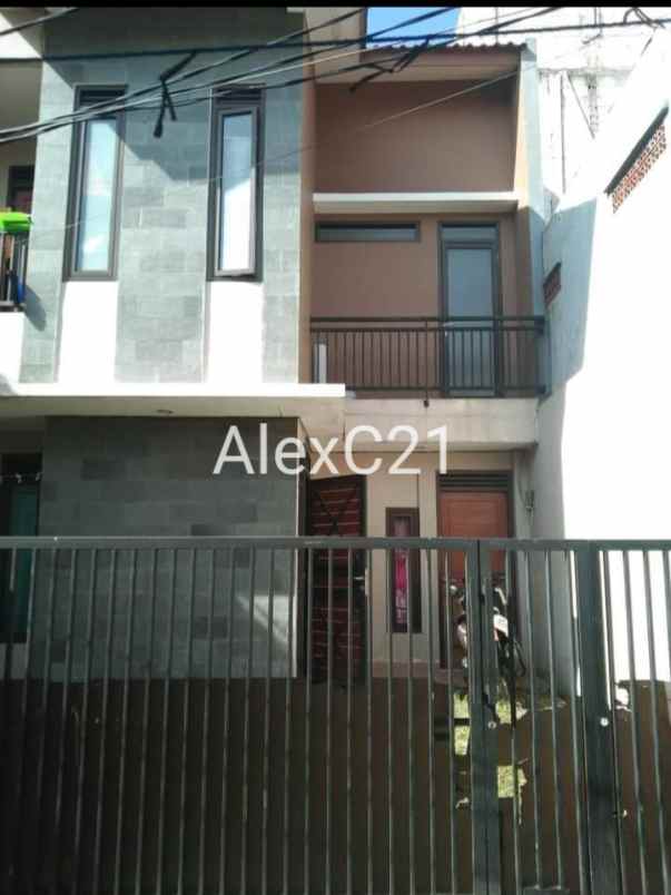 dijual kost cengkareng