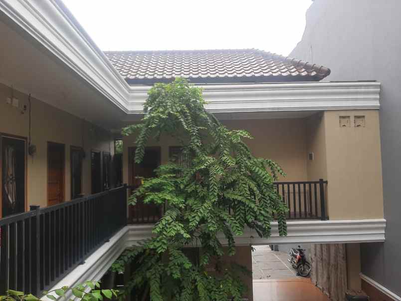 dijual kost gandaria utara