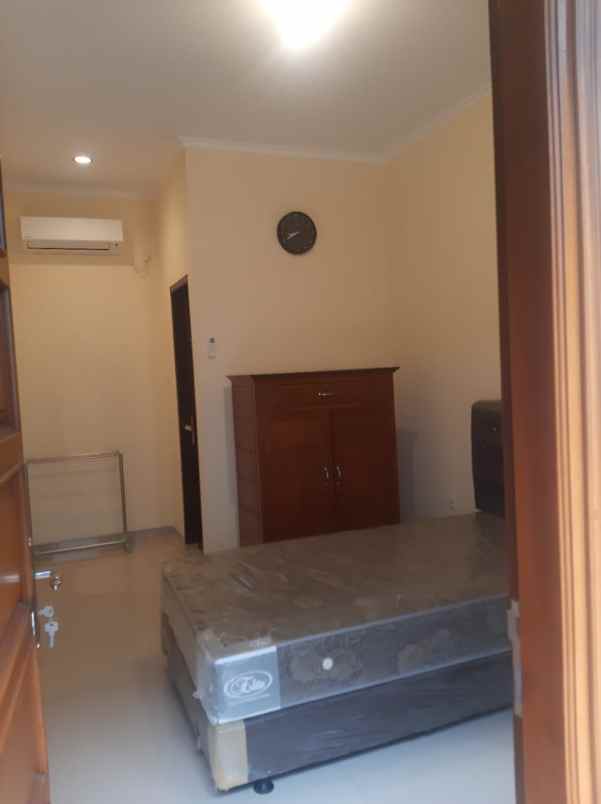 dijual kost gandaria utara