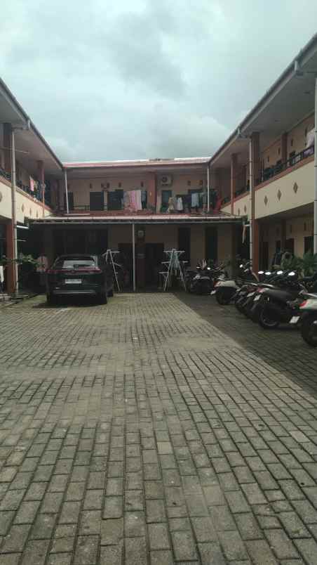 dijual kost jalan sultan alauddin