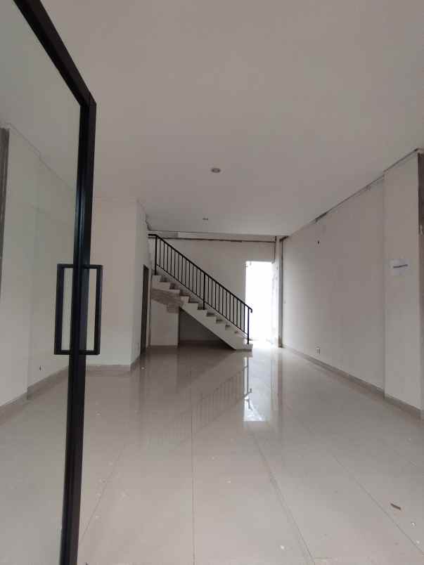 dijual ruko gudang kantor bsb boulevard