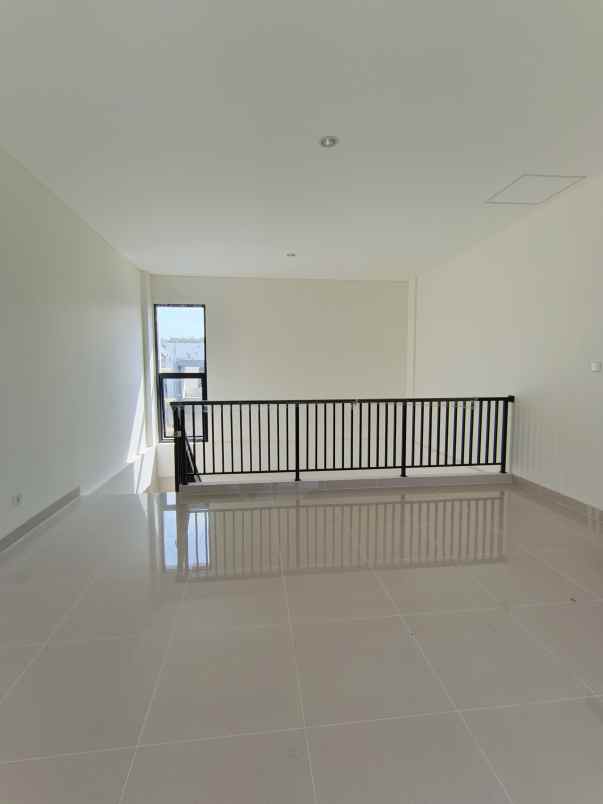 dijual ruko gudang kantor bsb boulevard