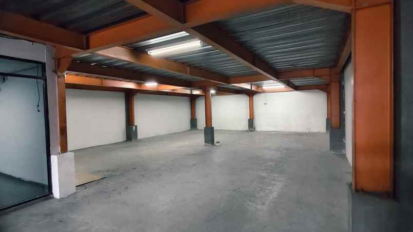 dijual ruko gudang kantor kedinding tengah