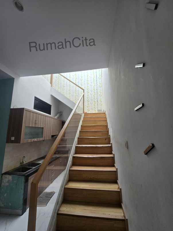 dijual ruko gudang kantor prima harapan regensy