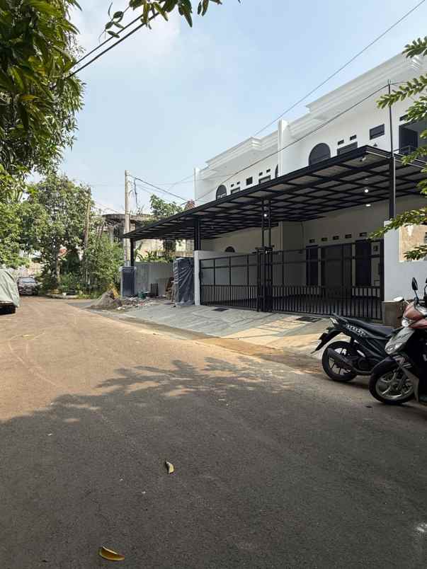dijual ruko gudang kantor prima harapan regensy