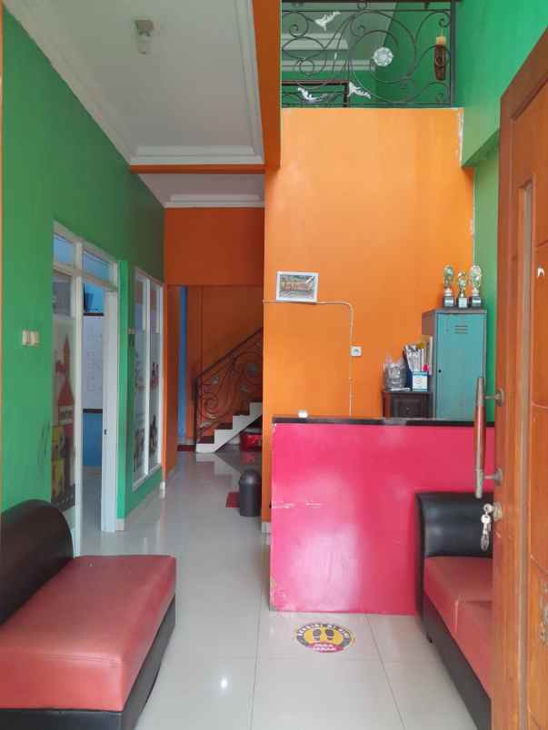 dijual rumah alamat perumahan alamanda