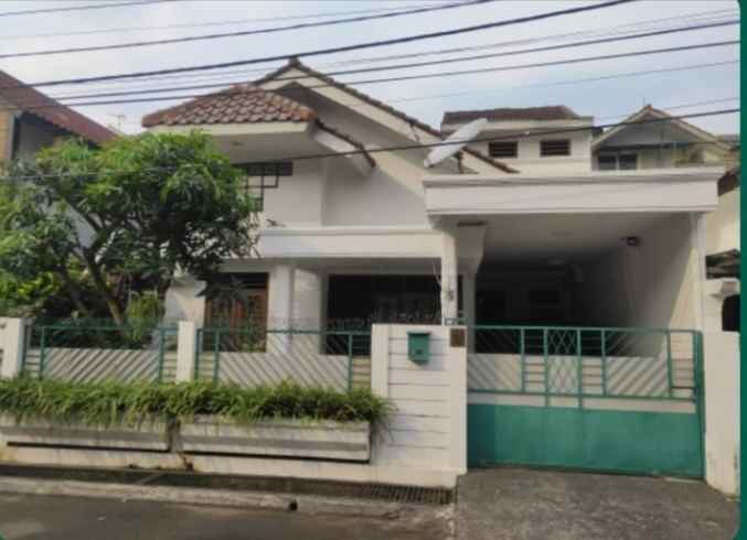 dijual rumah asri di jaktim