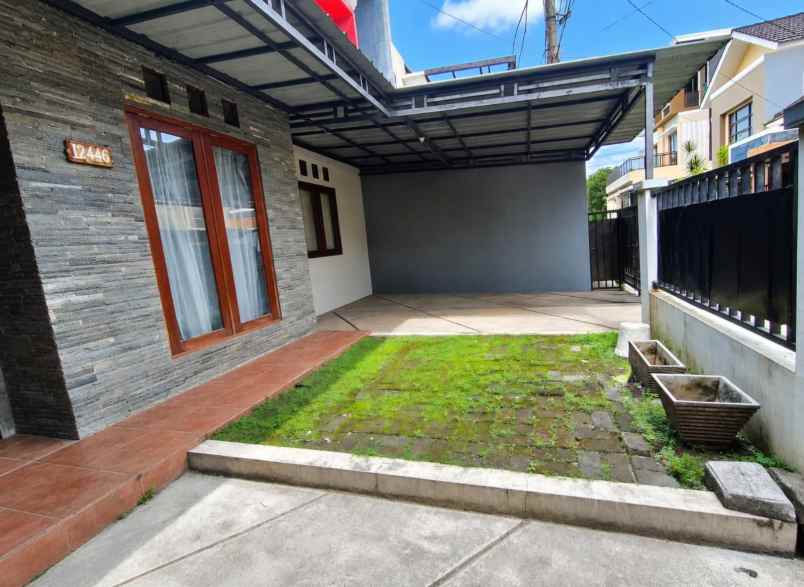 dijual rumah bintaro 9